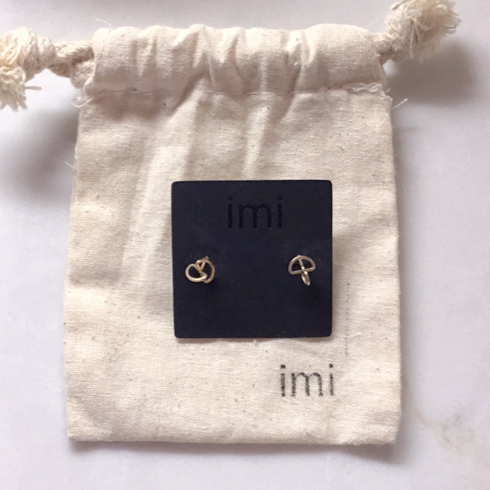 “imi” Gold Knot Earrings NWT
